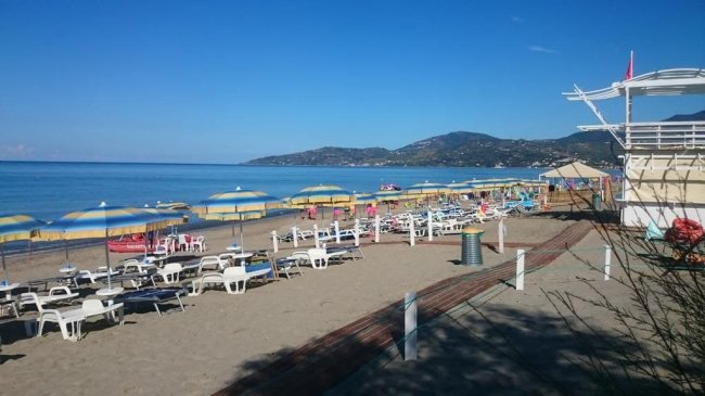 Camping Village Torre Di Velia (SA) Campania